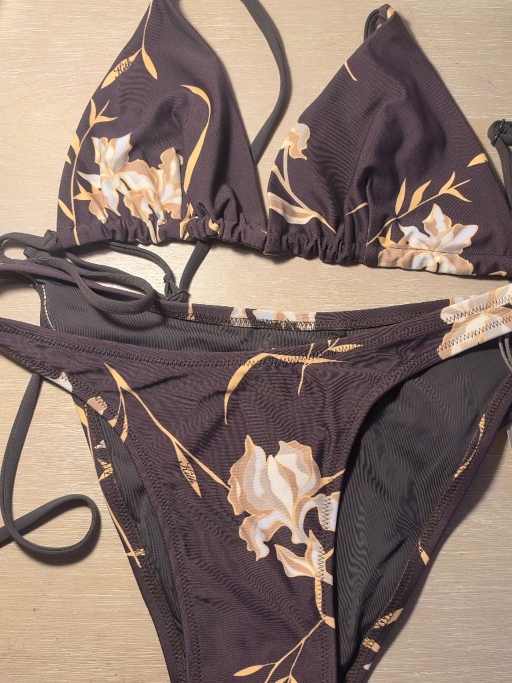 Kith String Bikini Triangle Top Medium NWT